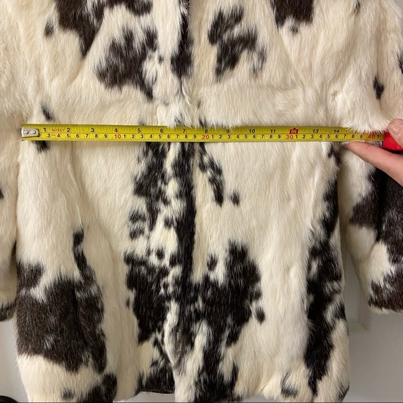Girl’s fur jacket - Picture 10 of 16